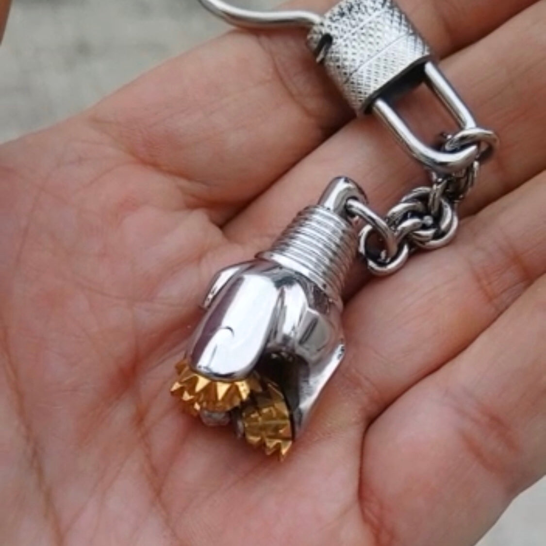 Land Oil Rig Key Chain Oilfield Stainless Steel and Bronze Tricone Drill Bit Keychains – Oil ...